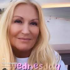 Pineapple Willy's staff helps with medical emergency