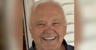 Jeff Wardell's Instagram, Twitter & Facebook