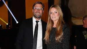 Jurgen klopp began his career as a professional soccer player in the team fc pforzheim in 1987. Jurgen Klopp Wife Ulla Sandrock