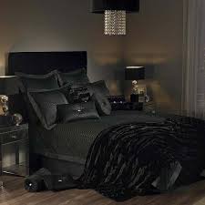 Black And Silver Bedding And Curtains Modern Dark Bedroom Ideas Black Bed Sheets Pros And Cons Black Bed Sheets Bedding Set Bedroom Design D Black Bedroom Decor Black Bedding Black Bed Set