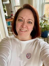 Danielle Kellogg's Instagram, Twitter & Facebook