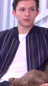 feel free to stay (@.holland.quackson)