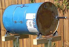 A Fantastic Way To Make A Composter That You Do Not Need To Shovel And Turn Compost Tumbler Diy Compost Compost Barrel