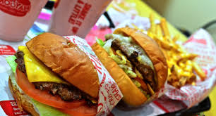 مطعم موويا برجر الأسعار المنيو الموقع كافيهات و مطاعم الرياض