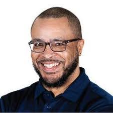 Bernie Witt's Instagram, Twitter & Facebook