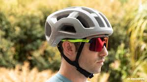 El líder del giro afronta una competencia cerrada y con poco tiempo de ventaja. Oakley Sutro Vs Sutro Lite Review Casual Performance Swiss Cycles