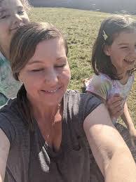 Evangeline Hewitt's Instagram, Twitter & Facebook