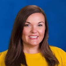 Kimberly Lear's Instagram, Twitter & Facebook