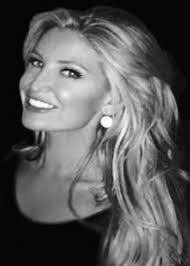 Amanda Salzman's Instagram, Twitter & Facebook