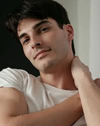 Chiquitita tell me what's wrong. Woah slow down that's a big dump, you  should talk to a professional.