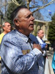 Cliven Bundy and supporters demonstrate in favor of AB 408