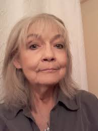 It is with great sadness that my husband Terry and I need to report the  passing of a Stuart High alumni Class of 1972 Linda Stone passed