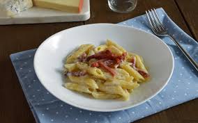 Ricetta Pasta Ai Quattro Formaggi E Speck Gustosa Variante Agrodolce