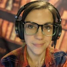 Danielle Cole (@MrsDscole)