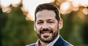 Aaron Clute's Instagram, Twitter & Facebook