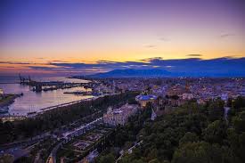 Malaga şehrinde malaga costa del sol havaalanı bulunmaktadır. Malaga Ispanya Beach Pixabay De Ucretsiz Fotograf