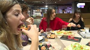 Nuestro sistema te ha buscado los mejores productos de el corte ingles juegos pc para juego operacion triunfo el corte ingles. Cena En El Gastro Mercat De El Corte Ingles Ot 2017 Youtube