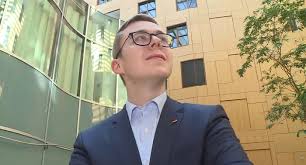Zwischen 2019 und 2020 war er als lobbyist für das unternehmen augustus intelligence tätig. Philipp Amthor Archive Neulandrebellen