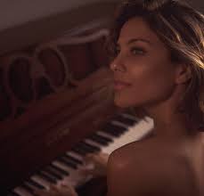 tbt 👽 x @shelleylovelace ❤️