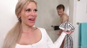 Casca Akashova hot stepmom porn video  Analdin.com