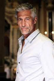 Pas de grande surprise en 2021. Couvre Chef Zigue 2021 Divers Coupes De Cheveux Pile Types Desquelles Font Deperir Quelques Uns Filles Coiffure Homme 55 Ans