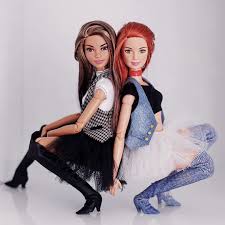 anniss anniuxx adli kullanicinin poloviny panosundaki pin barbie bebekler barbie bebek