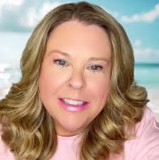 Sue Duhon's Instagram, Twitter & Facebook