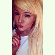 Rebecca Fairley's Instagram, Twitter & Facebook