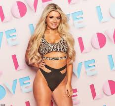 Love island bosses have revealed the first cast member to be taking part in the upcoming 2021 series. Wvfti3ofjqzgum