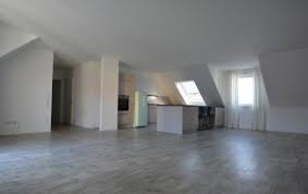 Dabei ist es uns wichtig, dass du deine mietwohnung ganz ohne maklergebühren oder markler. 4 Zimmer Wohnung Zum Verkauf Herrleinstr 17a 63739 Aschaffenburg Stadtmitte Mapio Net