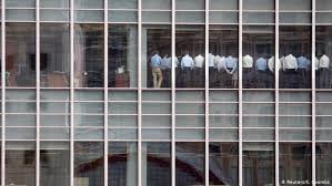 Investment bank lehman, with $600 billion in assets, failed in late 2008. Lehman Brothers Looking Back At The Basics Business Economy And Finance News From A German Perspective Dw 12 09 2018