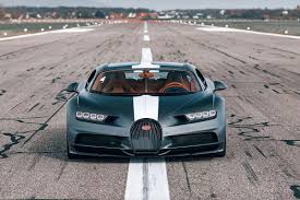 The brand that combines an artistic approach with superior technical innovations in the world of super sports cars. Bugatti Chiron Sport Les Legendes Du Ciel 1 18 Mr Collection Models