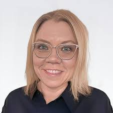 Kristi Kangas's Instagram, Twitter & Facebook