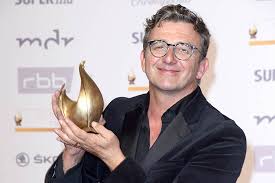 Thet naing tun+may chit snow=nhit thit. Johannes Vetter Freundin