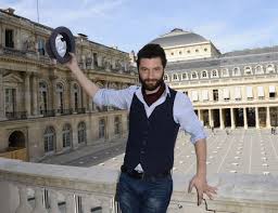 En deux ans, il va tourner dans des films parmi les célèbres du cinéma français comme la grande illusion gabin lui est arrivé alors que le cinéma n'était qu'un petit divertissement. Qui Est Alexis Moncorge Le Petit Fils De Jean Gabin Jean Gabin Petit Fils Jeans