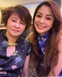 Look at the size of their angpao from me😂😂😂😂