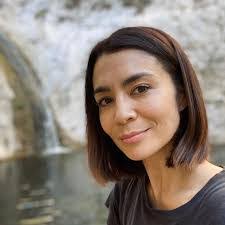 Michelle Luckes's Instagram, Twitter & Facebook