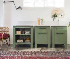 Model dapur sederhana ini juga bisa menciptakan suasana yang alami dan segar loh! Simple Kitchen Naksha Novocom Top