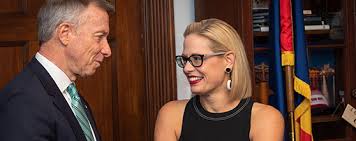 Teaching @arizonastateuniversity, ultramarathoner, boston qualifier, & ironman. Contact Senator Kyrsten Sinema