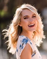 Sharon Bien's Instagram, Twitter & Facebook