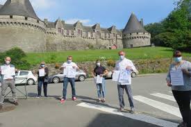Check flight prices and hotel availability for your visit. Deconfinement A Pontivy Les Commercants Sont Prets Pour Le 11 Mai Pontivy Journal