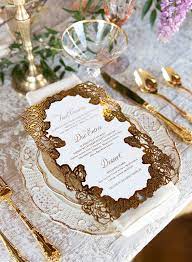 1001 Idees De Decoration De Table Mariage Qui Vont Vous Charmer Decoration Mariage Indien Decoration Mariage Dore Decoration Mariage Oriental