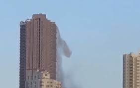 Earthquake in philippines byeong hyeon thank you!! Skyscraper S Rooftop Pool Spills Everywhere As Earthquake Rocks Manila
