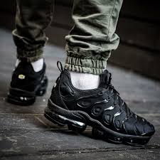 Nike Air Vapormax Plus See More Streetstyle Sneakers Filetlondon Filetlondon Filetfamili Sneakers Men Fashion Running Shoes For Men Nike Fashion Sneakers