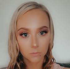 Cleo Sweeney in people