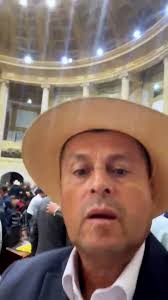 @RobertDazaG's video Tweet