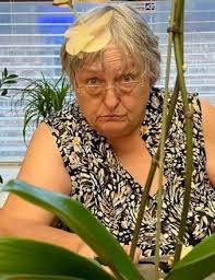 Search Julie Ellis Obituaries and Funeral Services