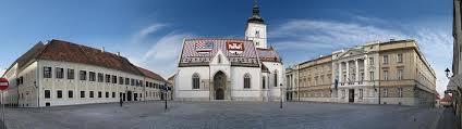 I vest har landet en lang kyst mot kroatia har vært befolket siden år 300 fvt. Croatia Wikipedia