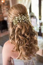 We cannot ignore the importance of flowers at wedding day as all the decoration around you on that day is of the flowers other than that flower are also an important part in bridal accessories for this special day. Weddinghair Bridalhair Weddinhhairstyles Wedding Hairstyle Wedding Hairstyles For Medium Hair Wedding Guest Hairstyles Long Wedding Hairstyles For Long Hair