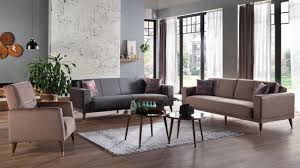 İstikbal' in koltuk takımları arasında daha öncesinden sunulmakta olan ürünlerin yanı sıra ürün kataloğuna yeni girmiş olan ürünler ve bir o kadar da kampanyalı ürün bulunmaktadır. Istikbal Mobilya Gursan A S Modern Koltuk Takimlari